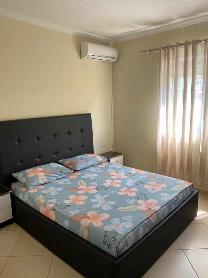 Saimir Apartaments Vlorë 外观 照片